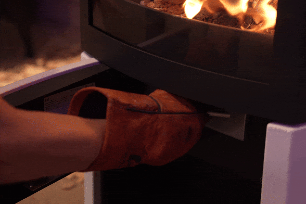 06d97b30fcf759ac58bae2a879e6a7b6_1757924903_8605.gif